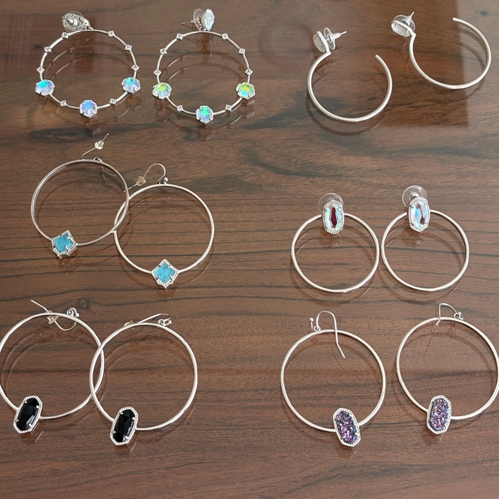 Lot of Kendra Scott earrings and necklace